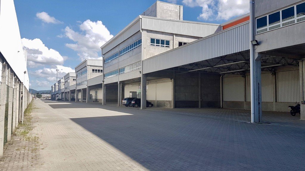 Galpão de 1.500 m² em condomínio logístico, a 2 km da Portonave – foto 6 de 16