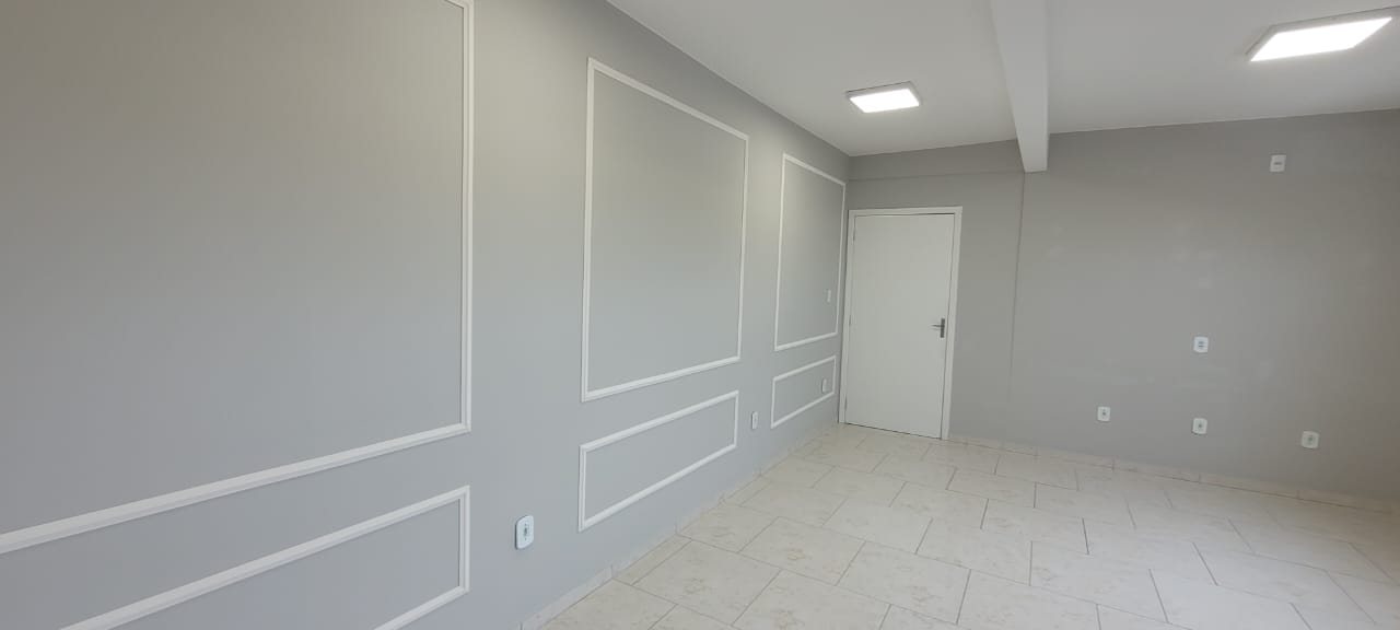 Sala comercial de 23 m² com ar-condicionado em Itaipava – foto 8 de 10