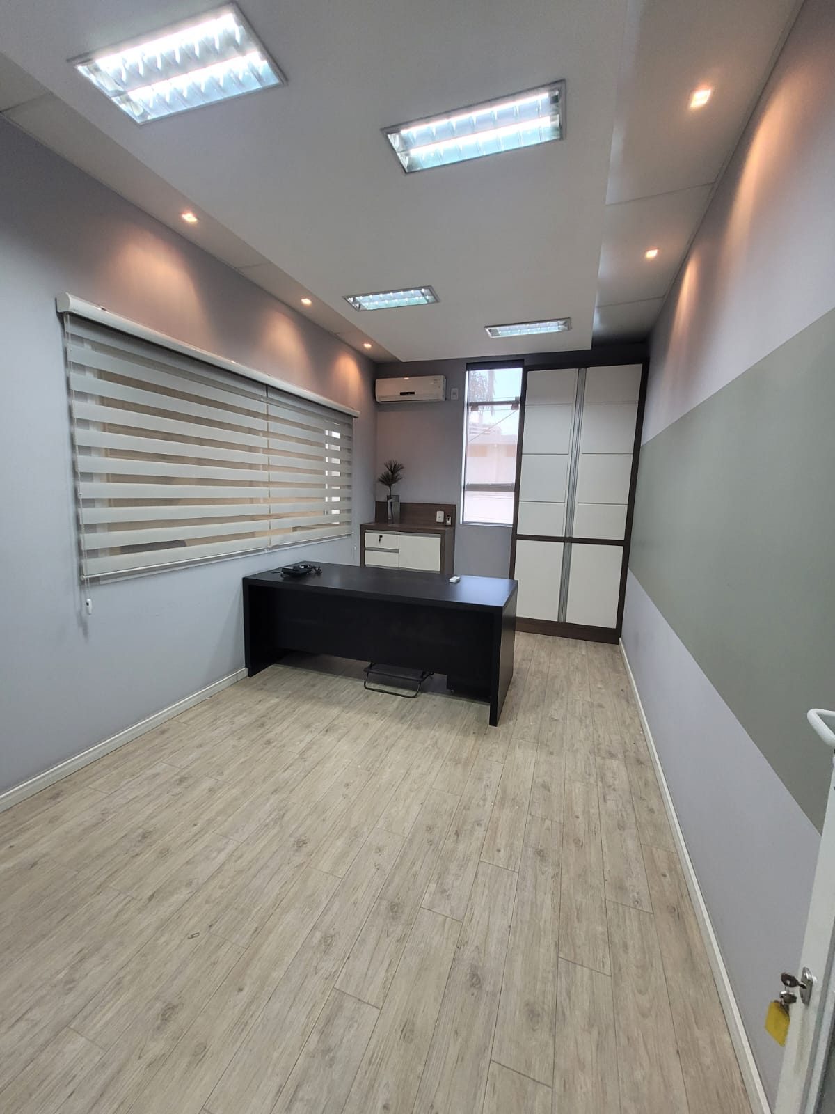Andar corporativo de 337 m² mobiliado e climatizado na Ressacada – foto 6 de 24